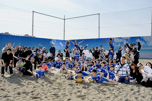 活動の様子-ビーチサッカー